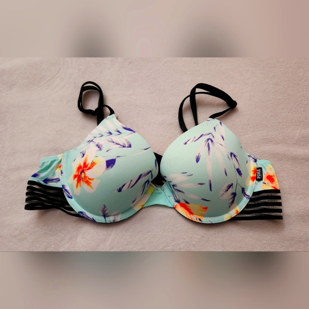 Victoria Secret Wired Bra